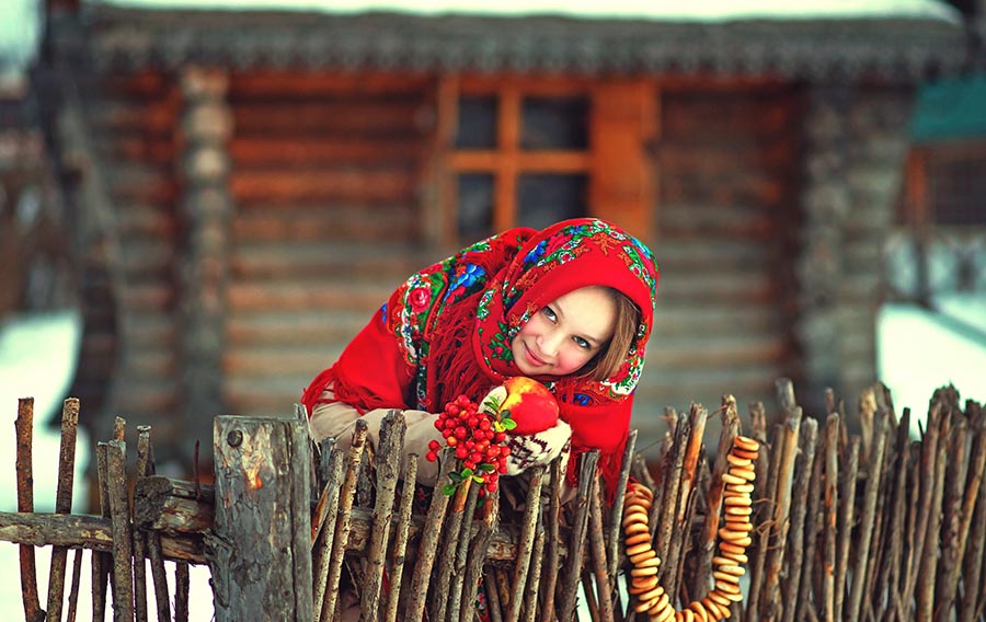 Sexy girl Women in Slavic costumes in Milan